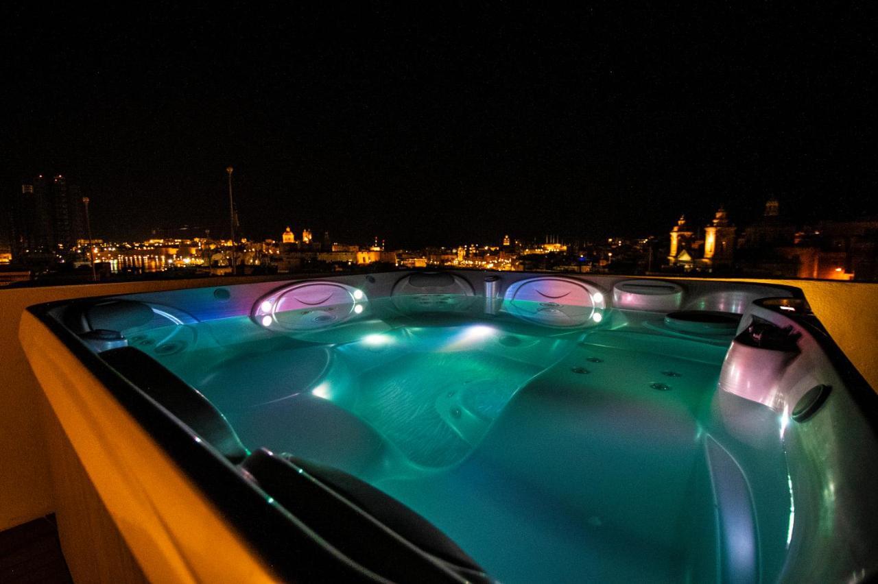 Penthouse Retreat Lejlighed Cospicua Eksteriør billede
