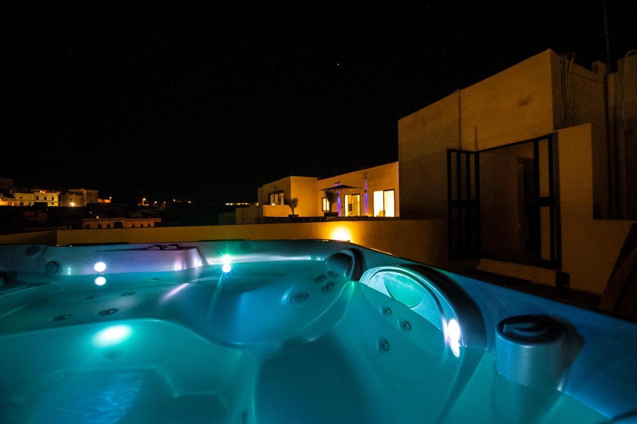 Penthouse Retreat Lejlighed Cospicua Eksteriør billede